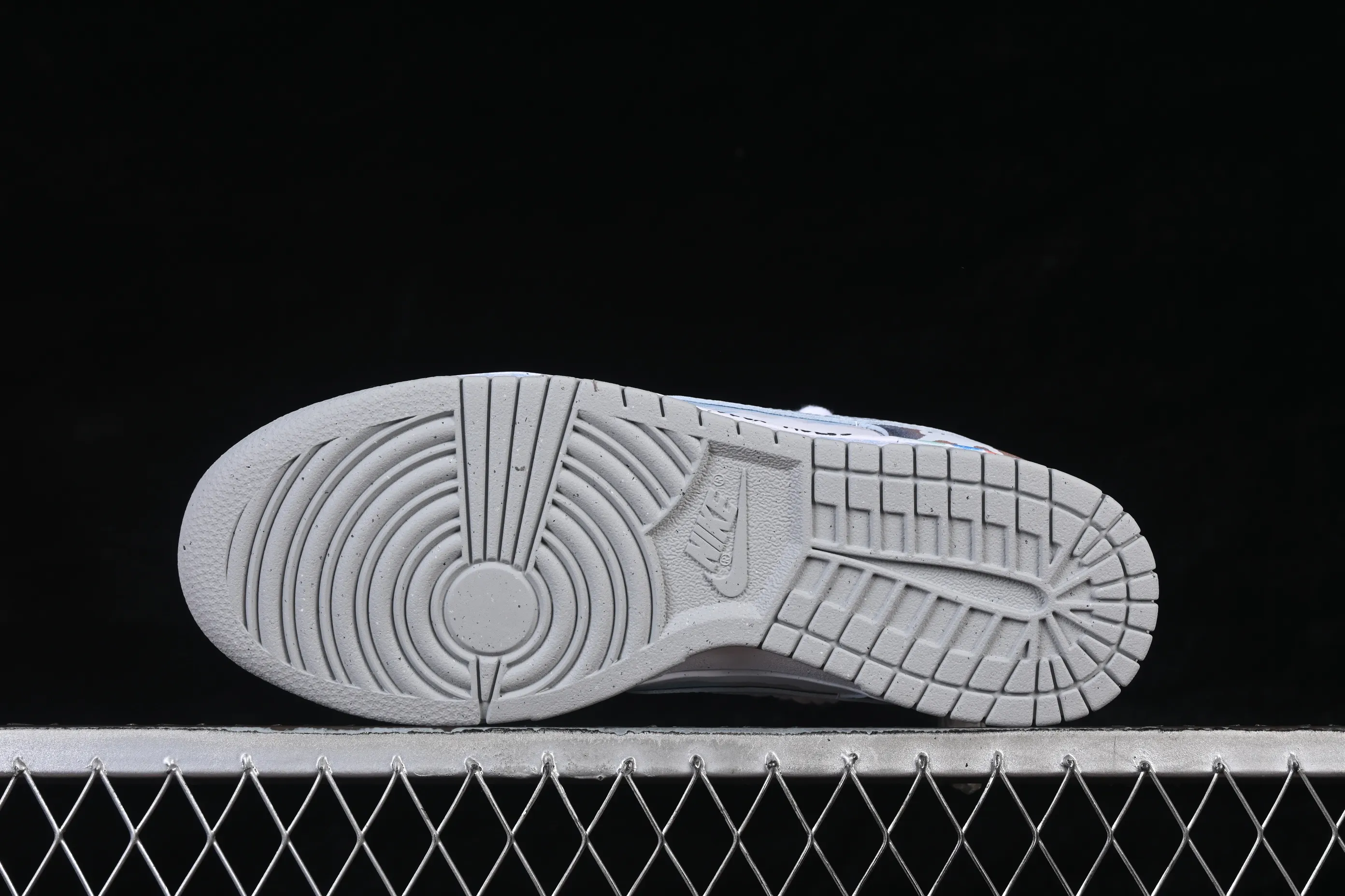 All categories Nk SB Dunk Series Nk SB Dunk Low High-end customized low-top sneakers Nike SB Dunk Low Fantasy Starry Sky Straps Low-top casual sneakers DD1391-103